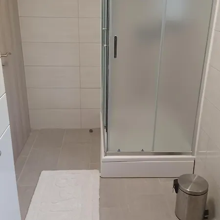 Appartamento Mirna Vir