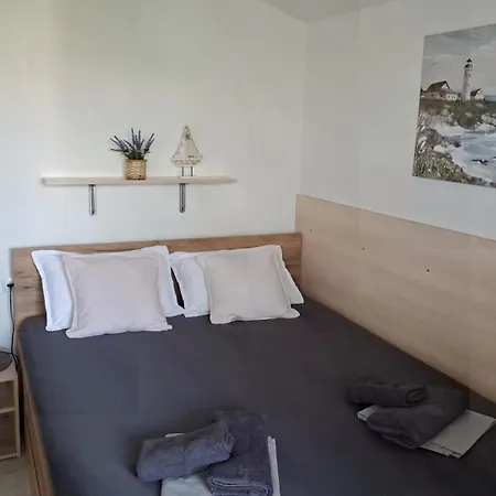 Mirna Apartmán Vir