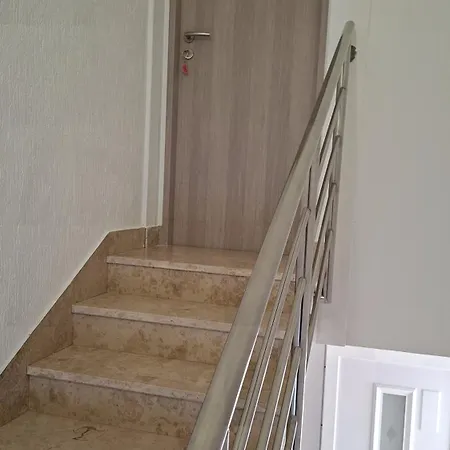 Apartmán Mirna *